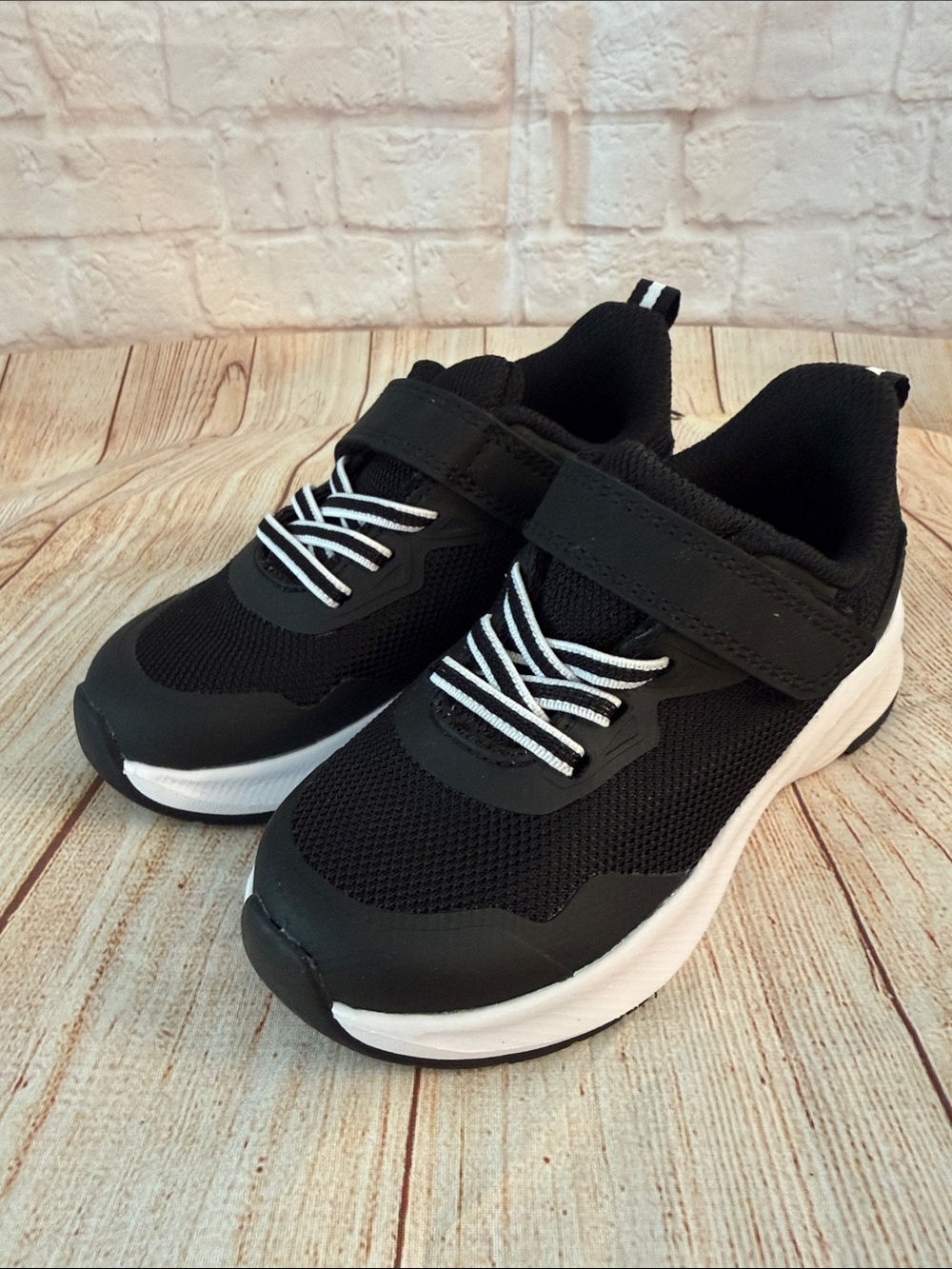 Athletic Works Black Kids Toddler Sneakers with White Sole and Striped Laces